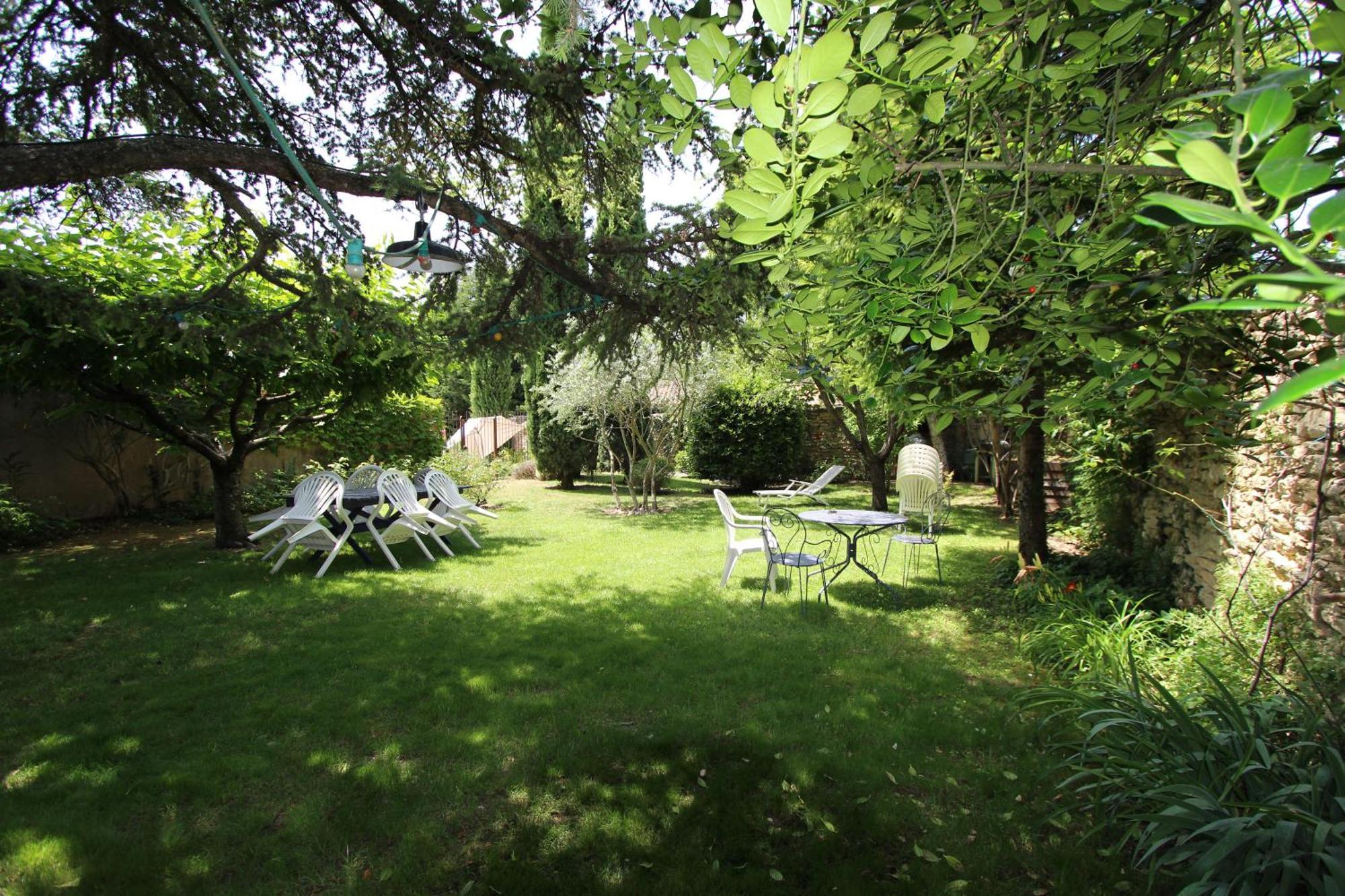 Gites Provence Et Nature - Entre Luberon Et Monts De Vaucluse Cabrieres-d'Avignon Exterior photo